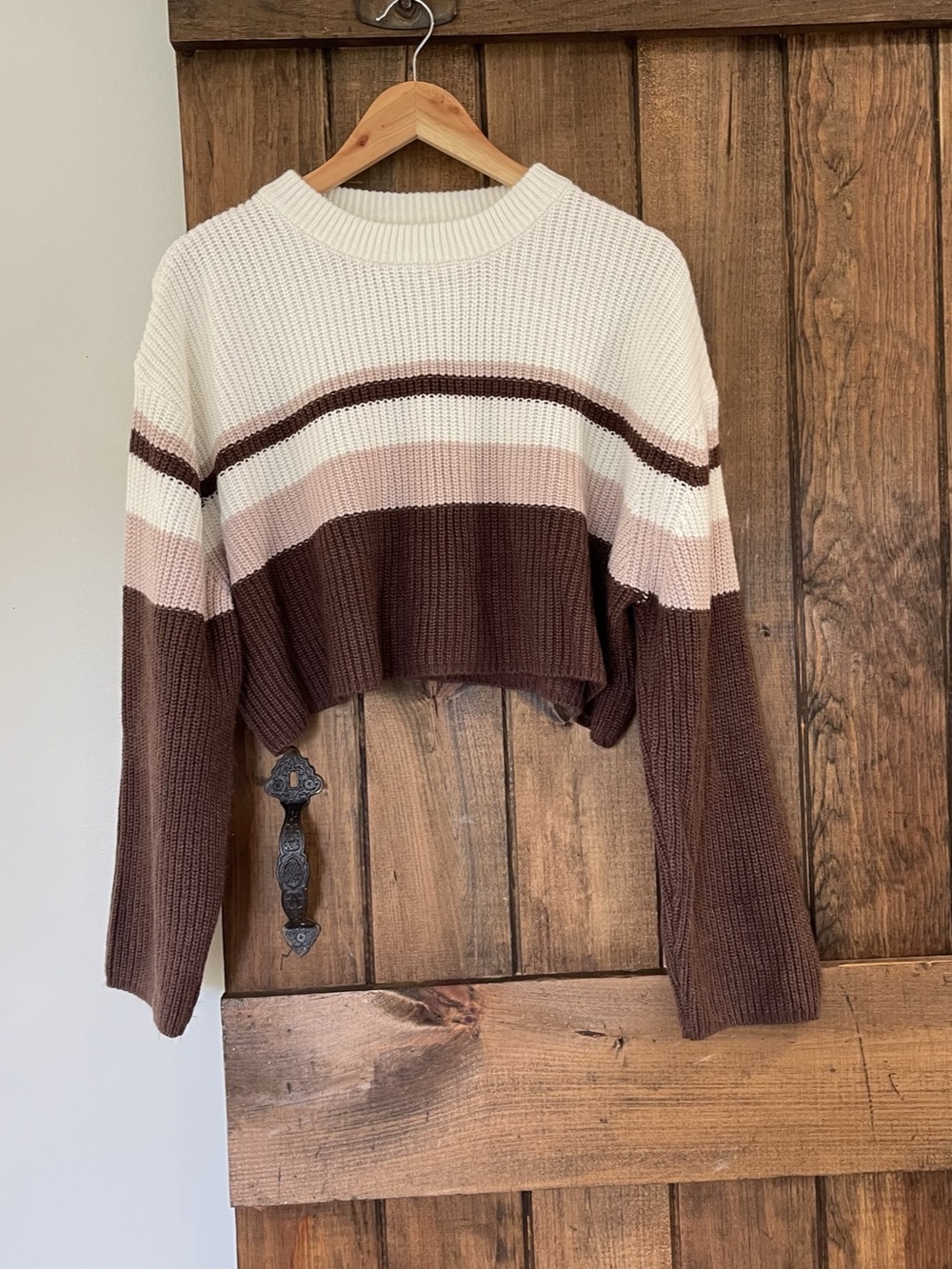 Garage Cropped Rib Knit Color Block Stripe Sweater White Brown Medium